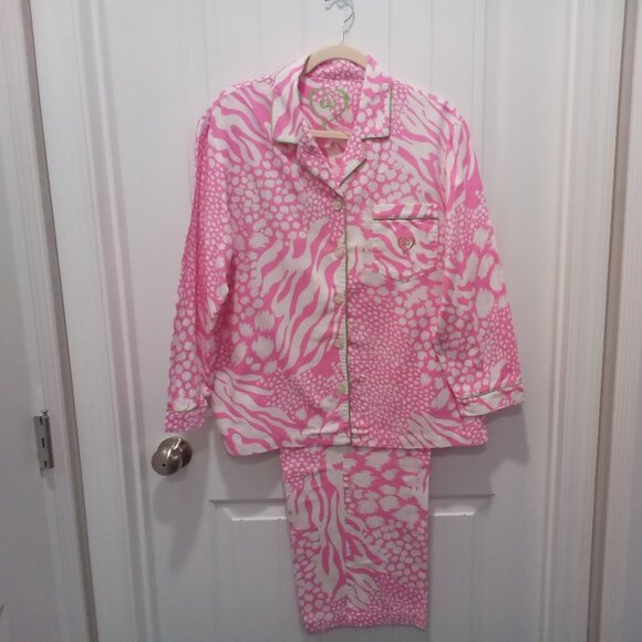 Victoria's Secret Other - Victoria's Secret 2 piece flannel set Pink/white Size med #0507